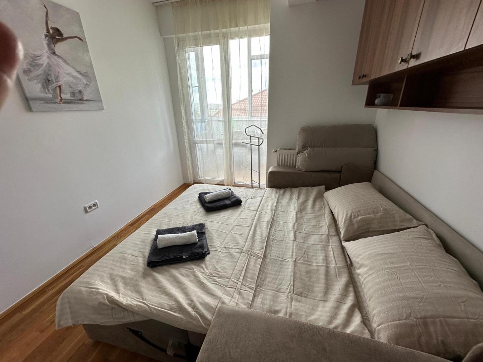 Luxury Nordic 46 Apartment Suceava Bagian luar foto